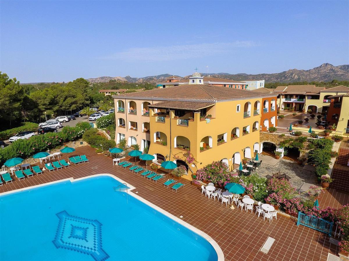 Nicolaus Club Torre Moresca Orosei Esterno foto